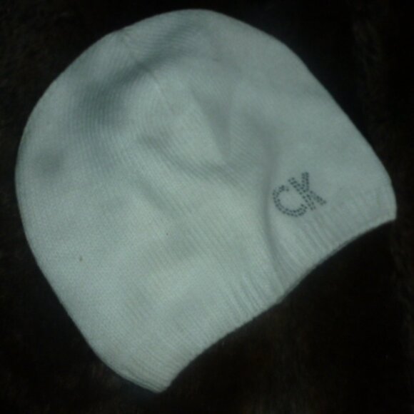 CALVIN KLEIN "Super Soft" White Knitted Beanie - Picture 1 of 9